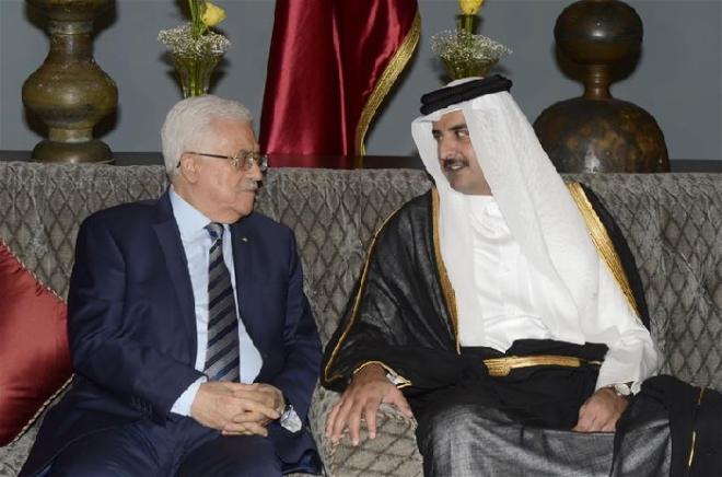 الرئيس محمود عباس وامير قطر